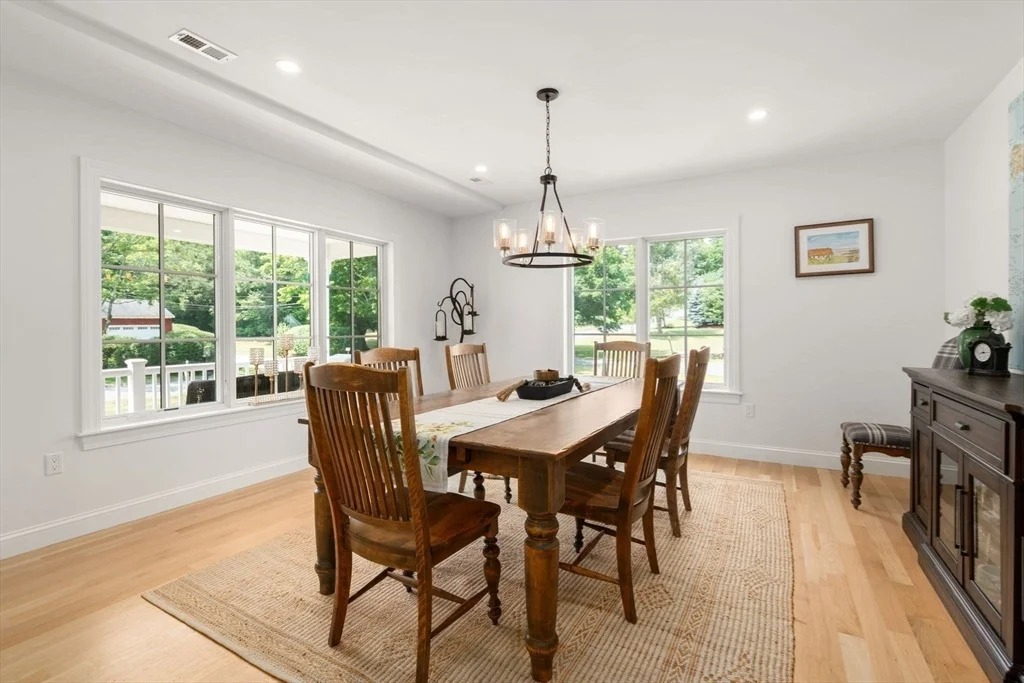 Photo of 54 Meadowbrook Road