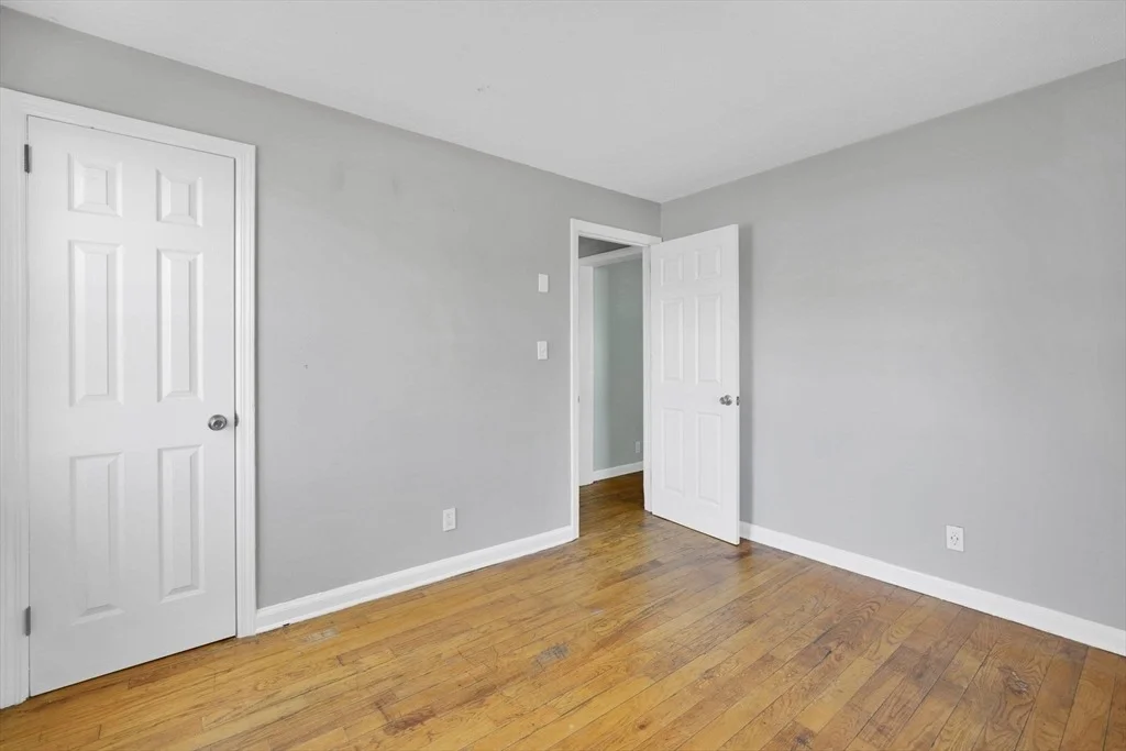 Photo of Unit 2A at 524 Cold Spring Ave