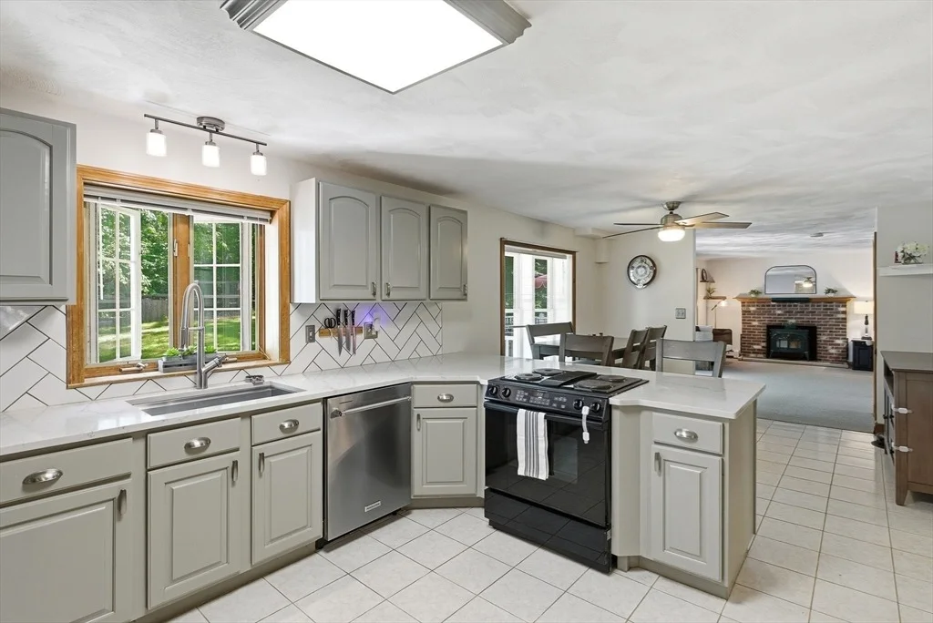 Photo of 649 Concord Rd