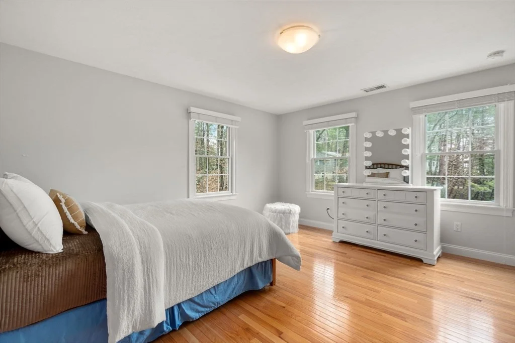 Photo of 7 Crest Circle