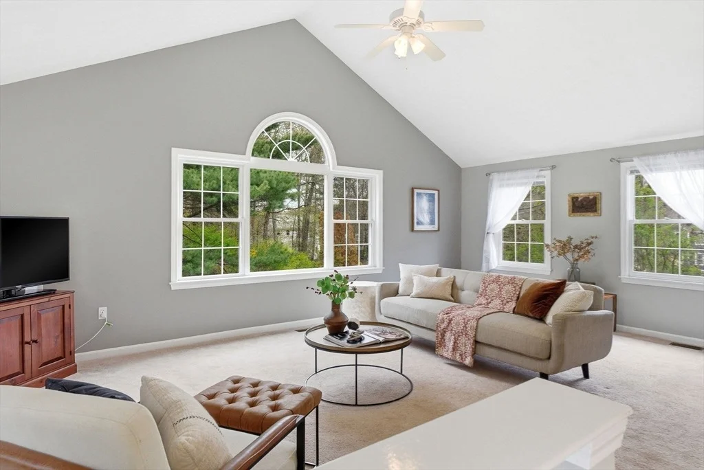 Photo of 6 Kristyn Ln