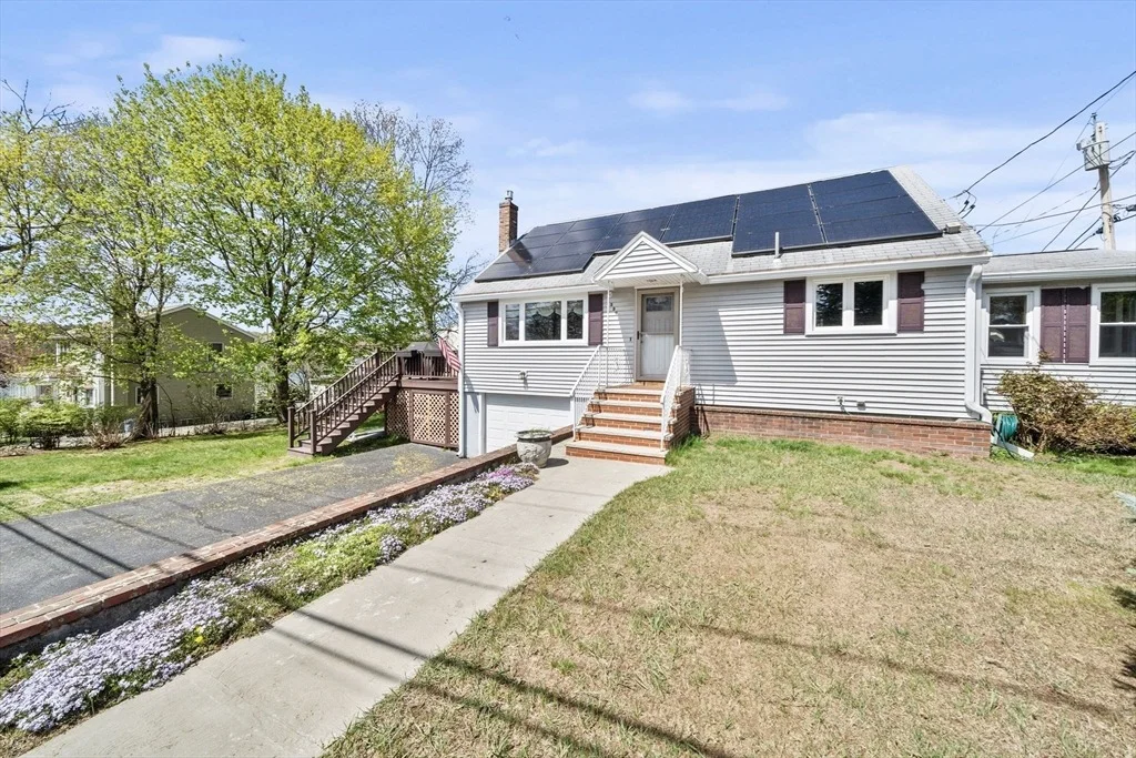 Photo of 339 Passaconaway Dr