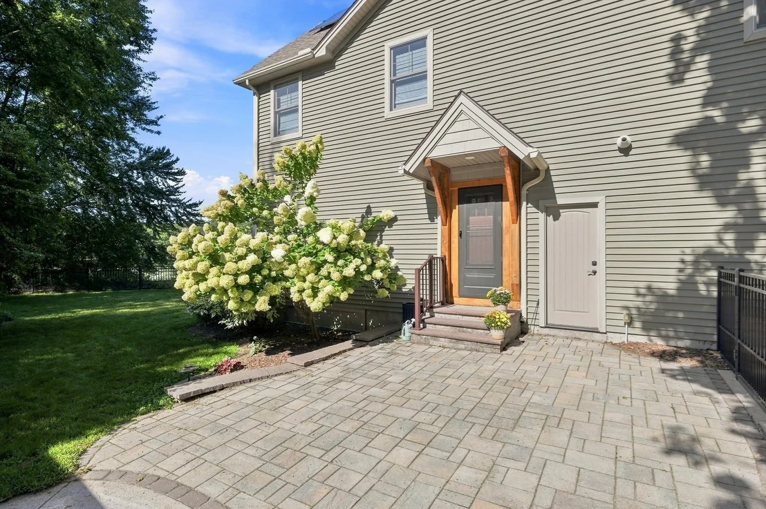 Photo of 20 Bungalow Point