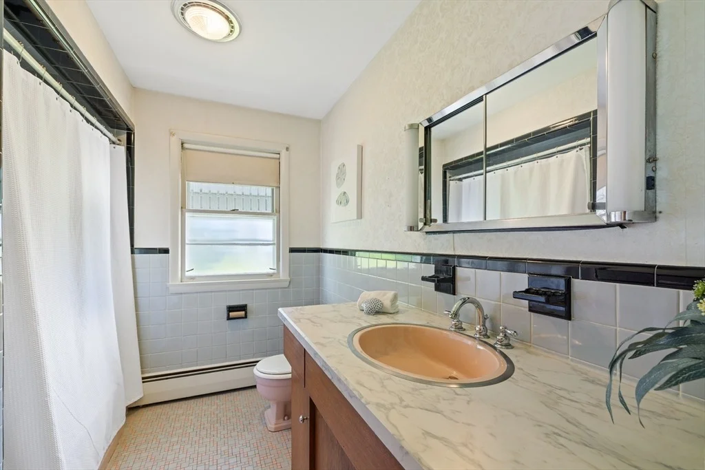 Photo of 218 Green St