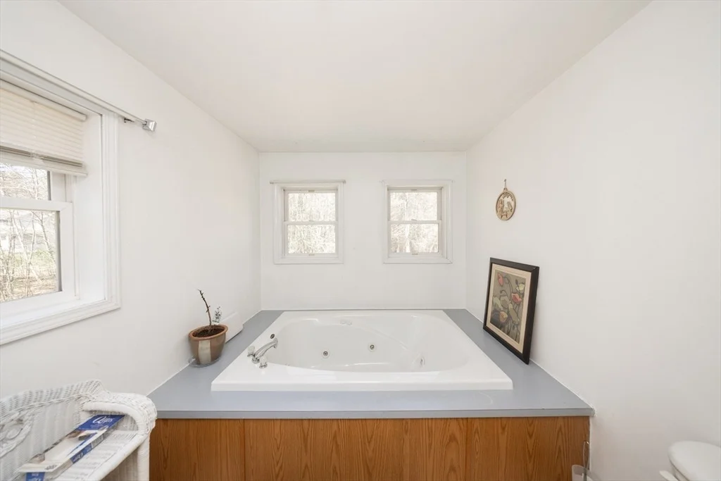 Photo of 2266 Old Turnpike Rd