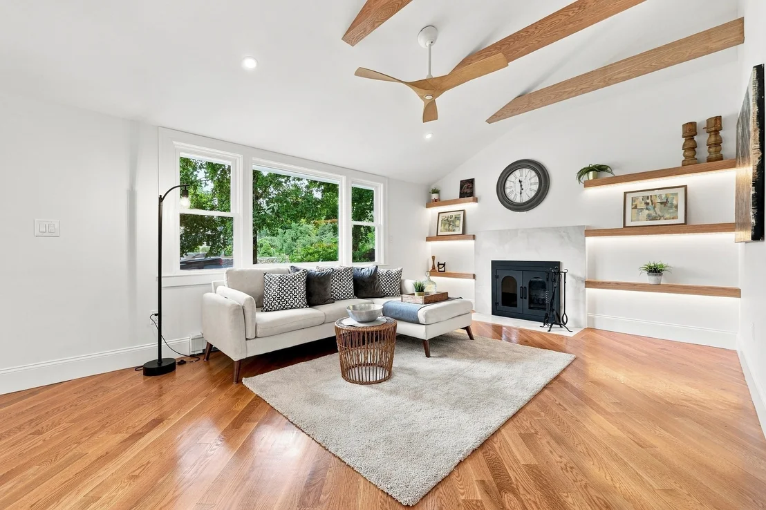 Photo of 121 Elm St