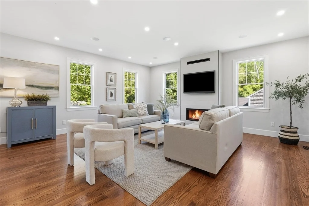 Photo of 131 Maple Street