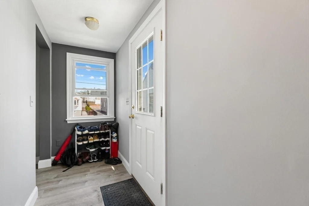 Photo of 152 Springvale Ave