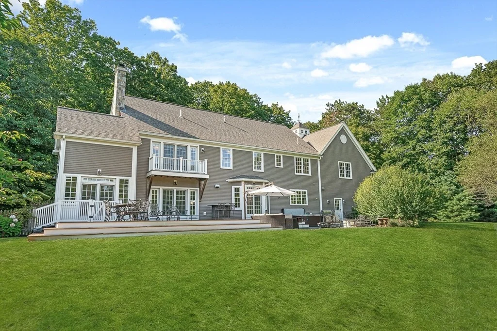 Photo of 33 Old Concord Road