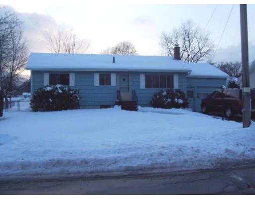 Photo of 235 Douglas Road