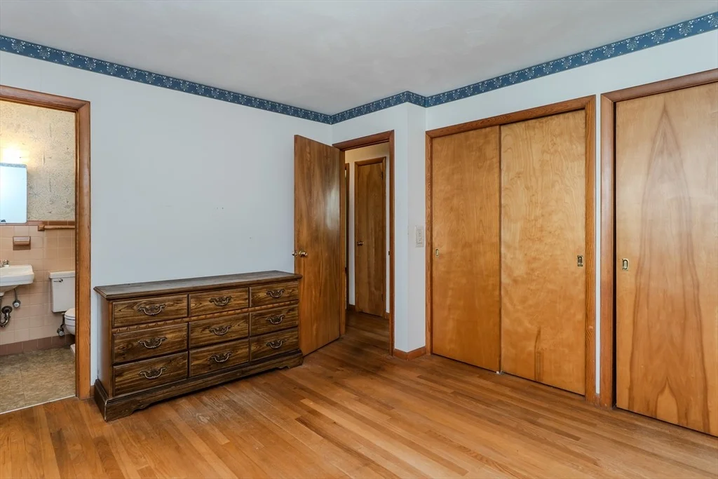 Photo of 89 Lake St