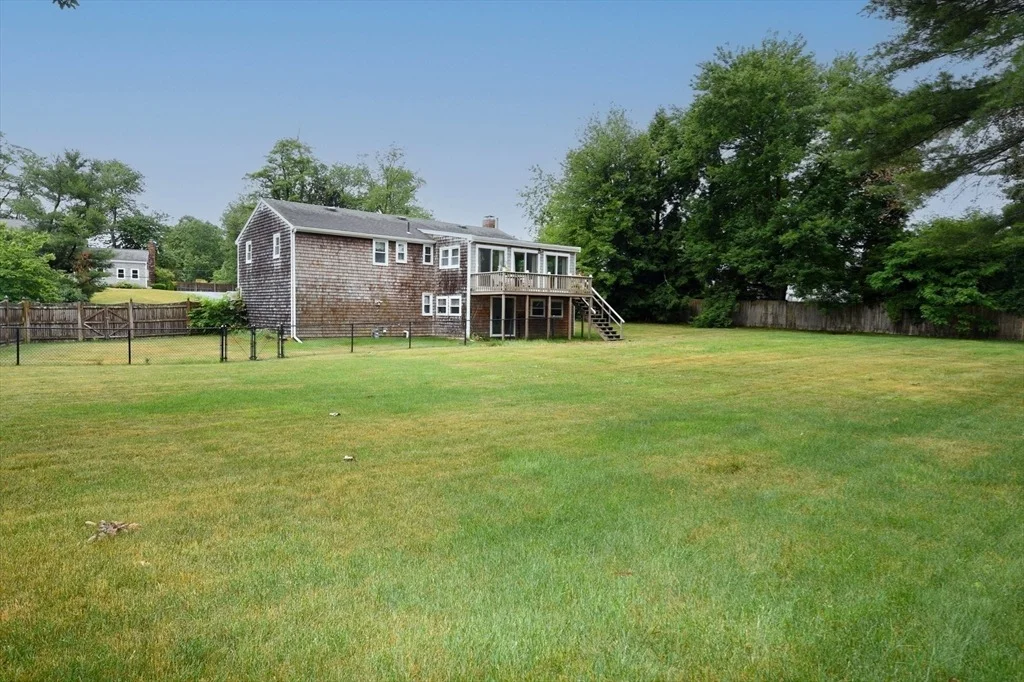 Photo of 41 Constantine Dr