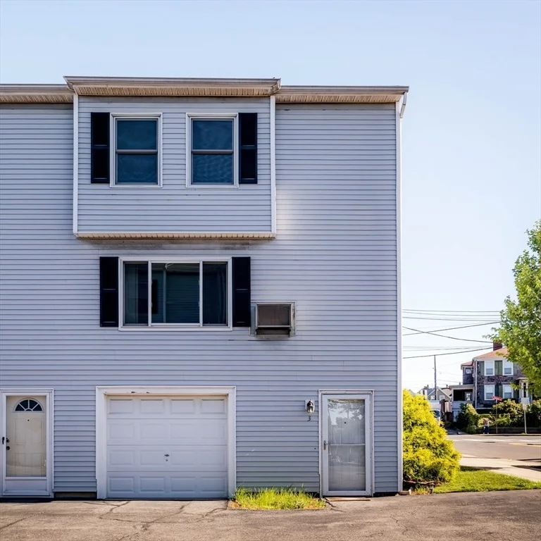 Photo of Unit 3 at 3 Spring Street