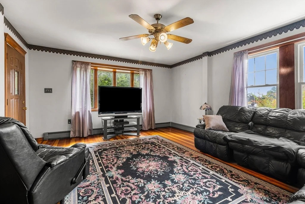 Photo of 14 Turner Ave