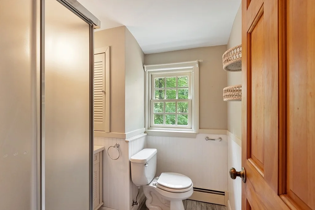Photo of 8 Mitchell Ln