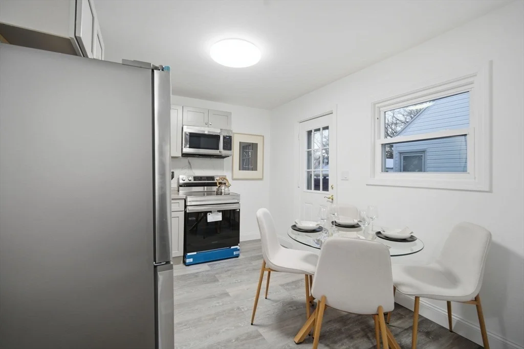 Photo of 25 Pheland St