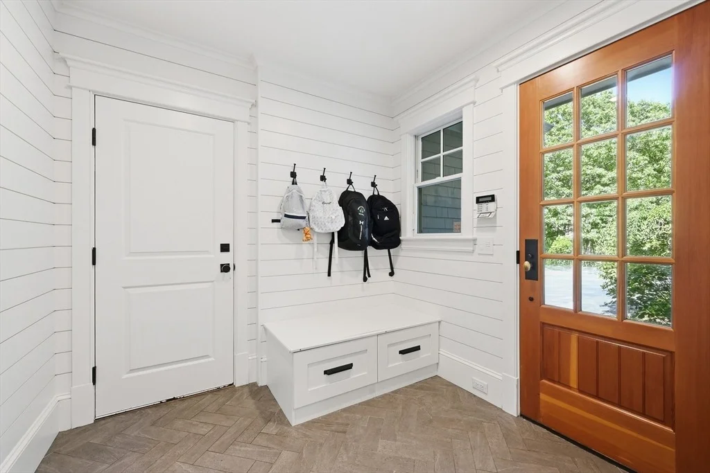 Photo of 239 Oxford Drive