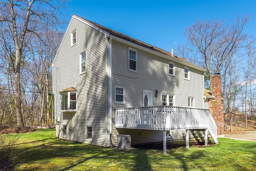 Photo of 91 Scribner Rd