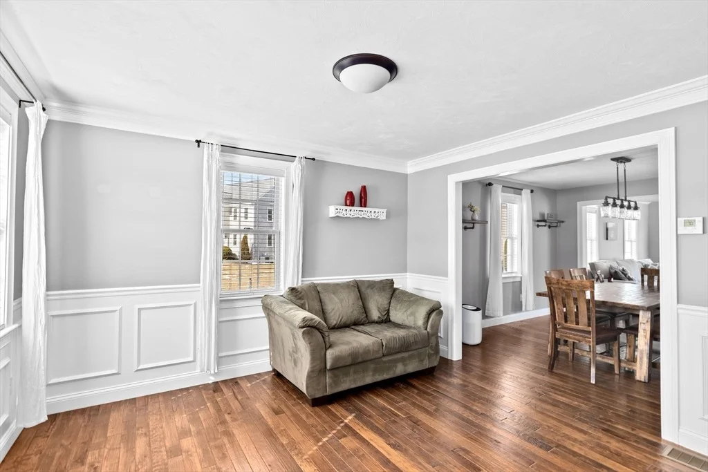 Photo of 22 Colonial Dr