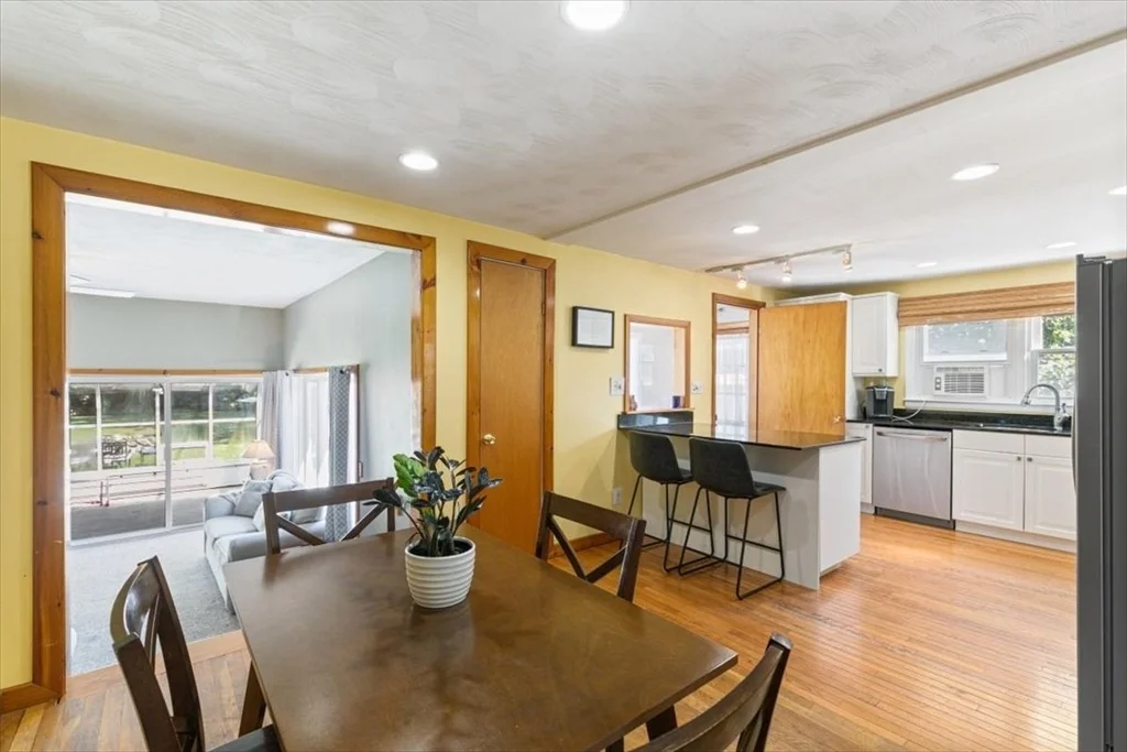 Photo of 3 Cedarwood Ln