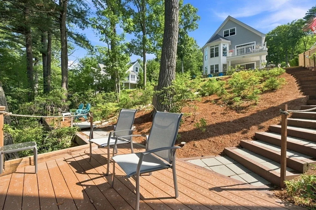 Photo of 24 Laurelwood Dr