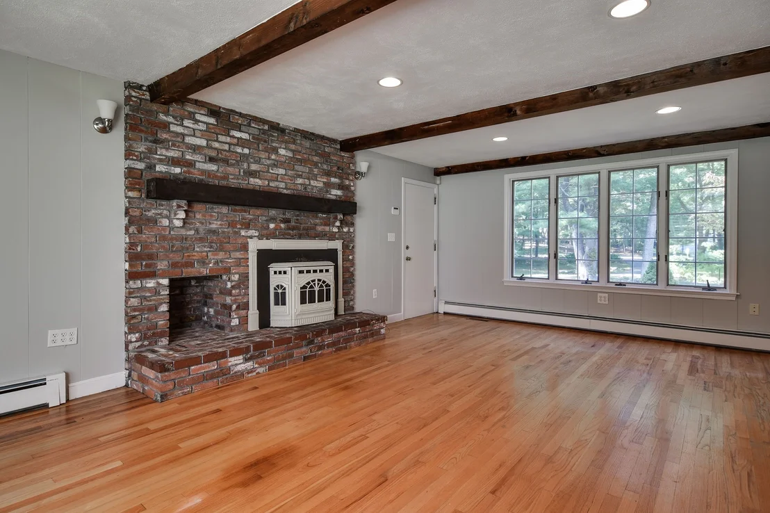 Photo of 46 Donnelly Dr