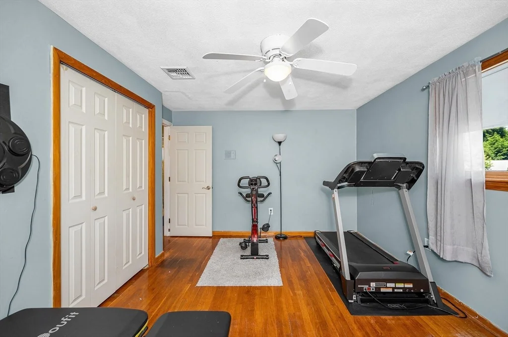 Photo of 6 Surrey Rd