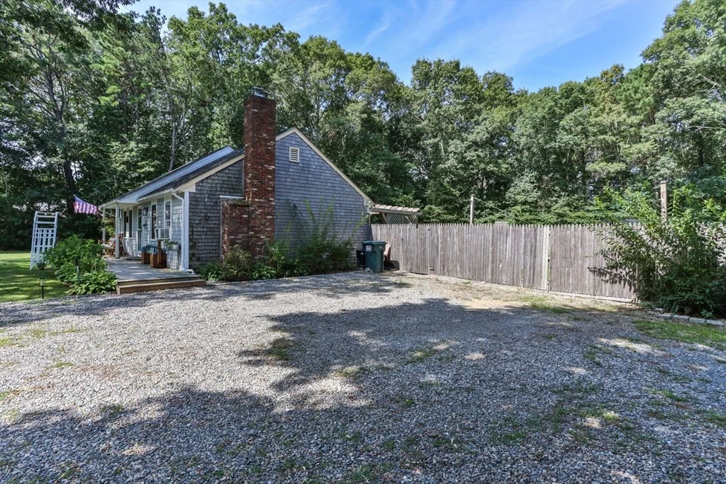 Photo of 3 Shagbark Rd