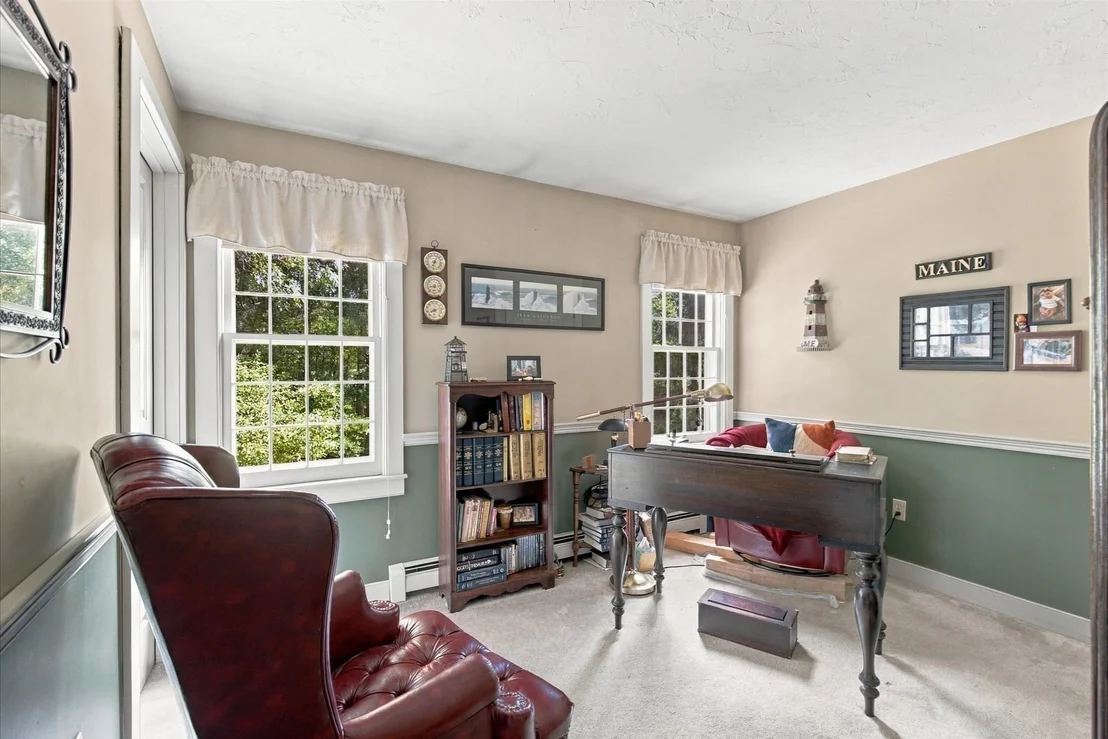 Photo of 7 Stony Brook Rd