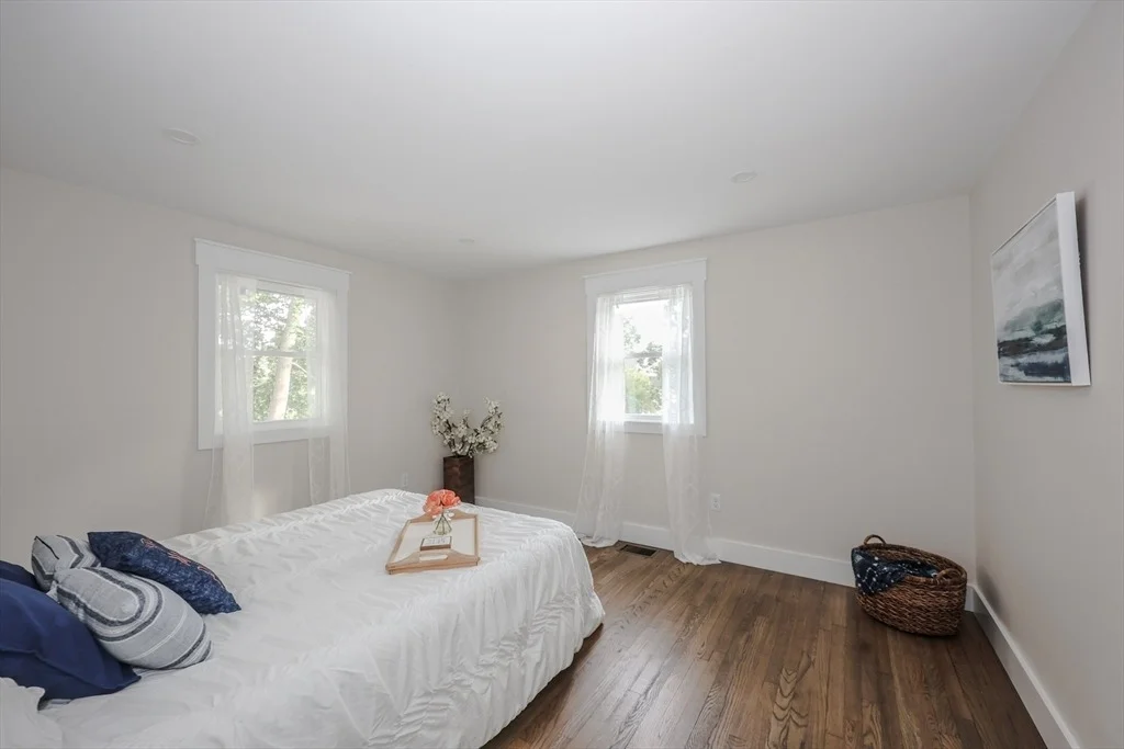 Photo of 1 Knowlton Rd