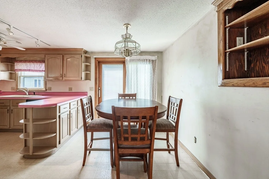 Photo of 183 Brookside Cir