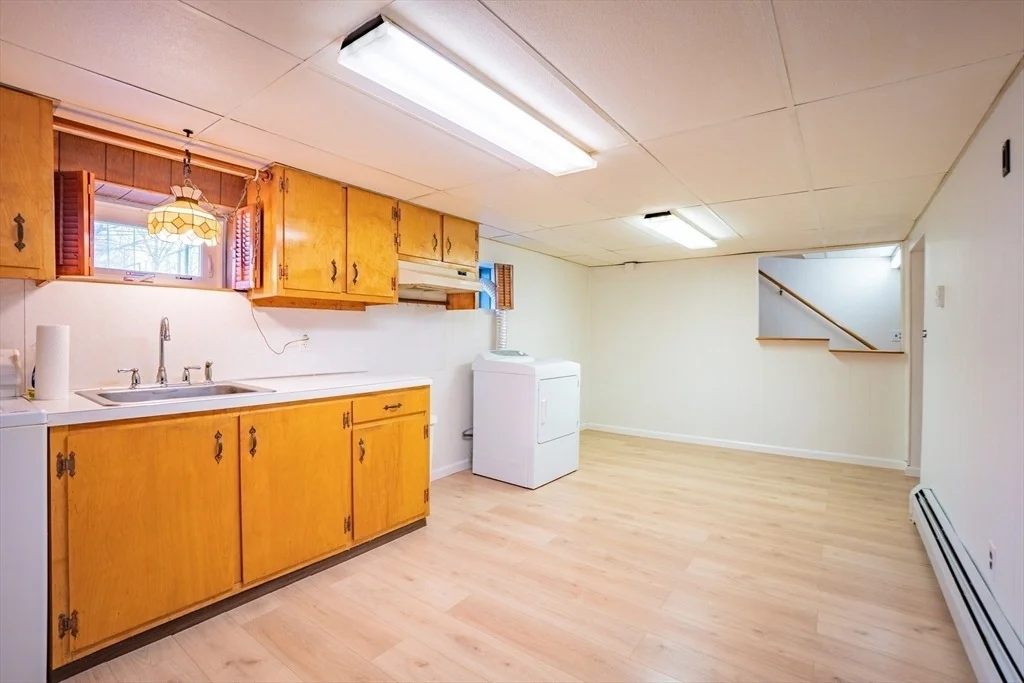 Photo of 7 Cedarcrest Rd