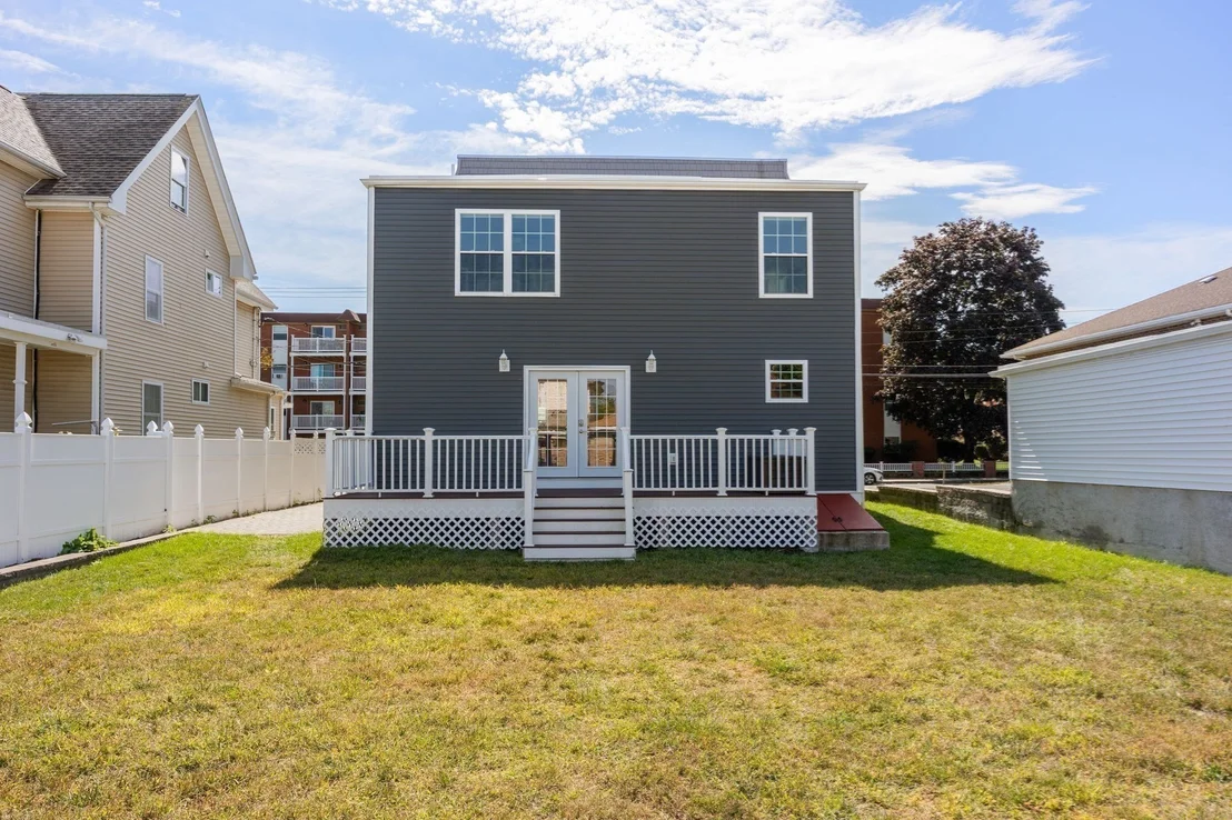 Photo of 89 Devir St