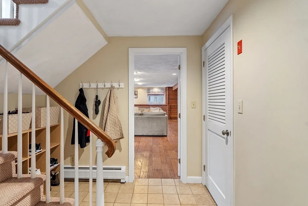 Photo of 10 Merrymount Dr