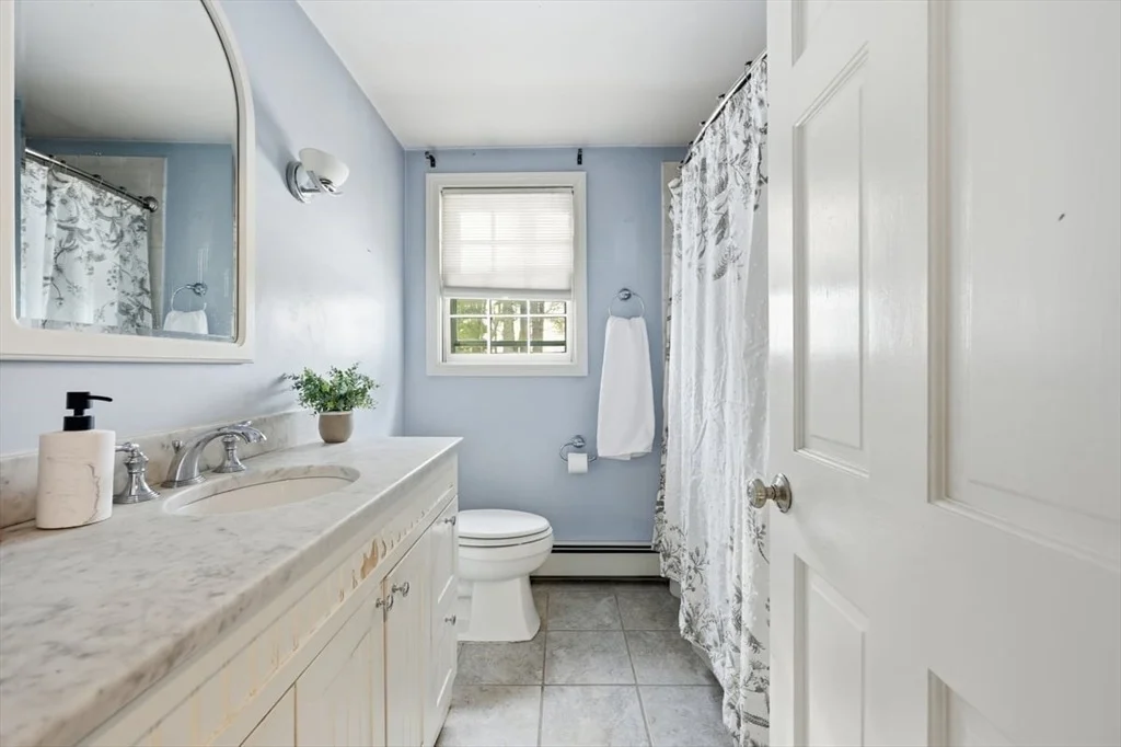Photo of 276 Pond Street