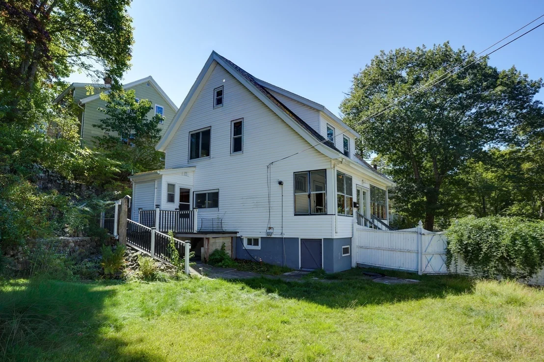 Photo of 1 Wakefield Avenue