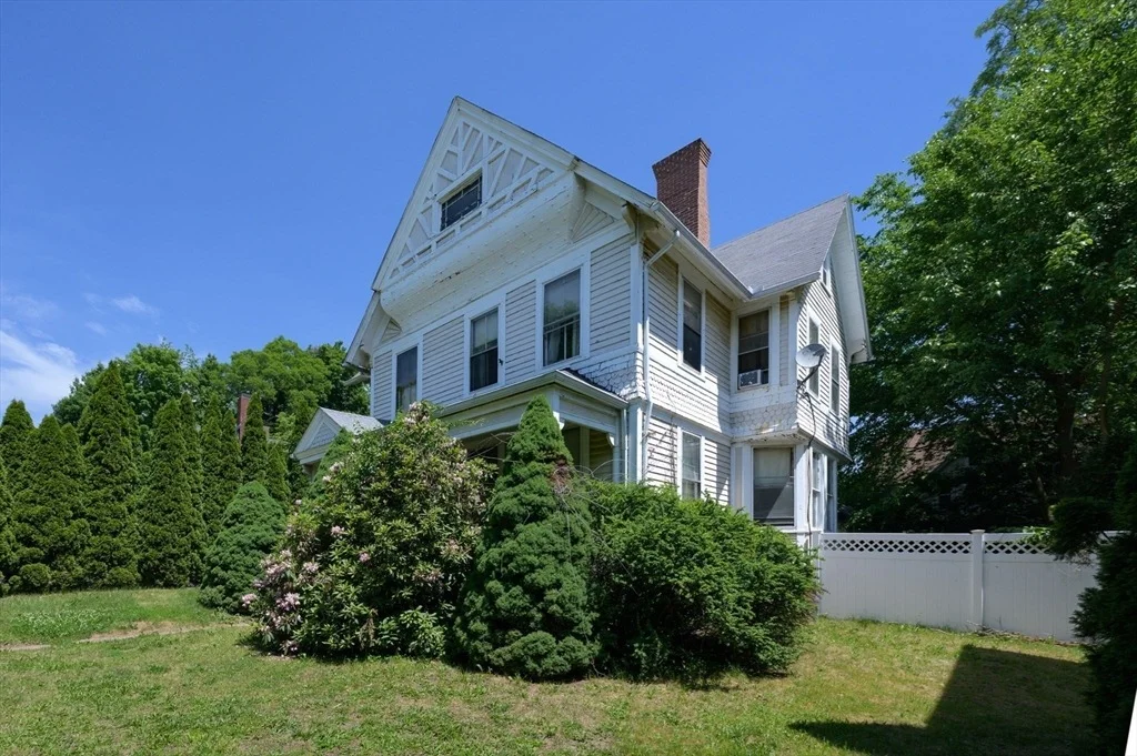 Photo of 415 Maple St