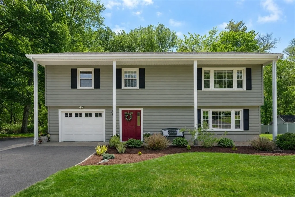 Photo of 11 Longmeadow Road