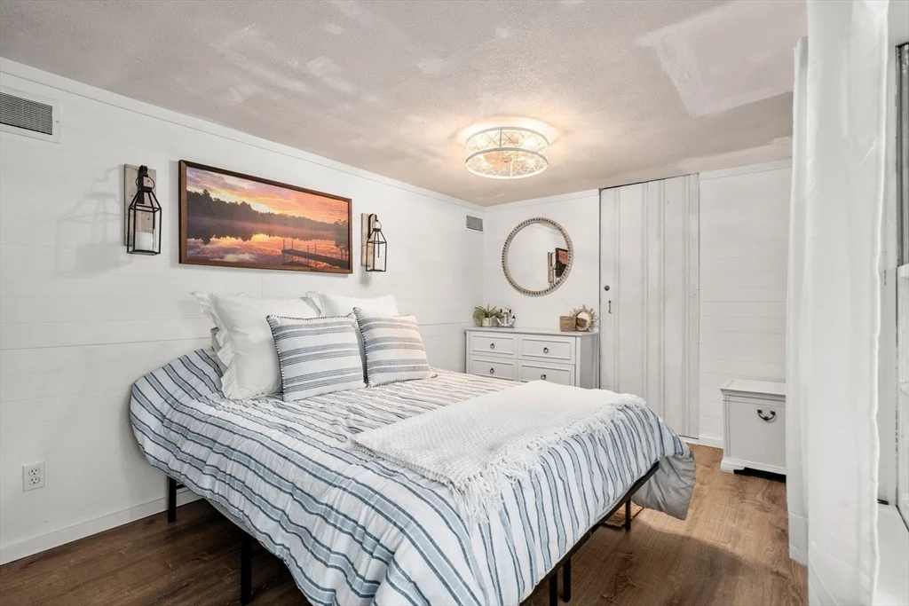 Photo of 11 Hamilton Dr