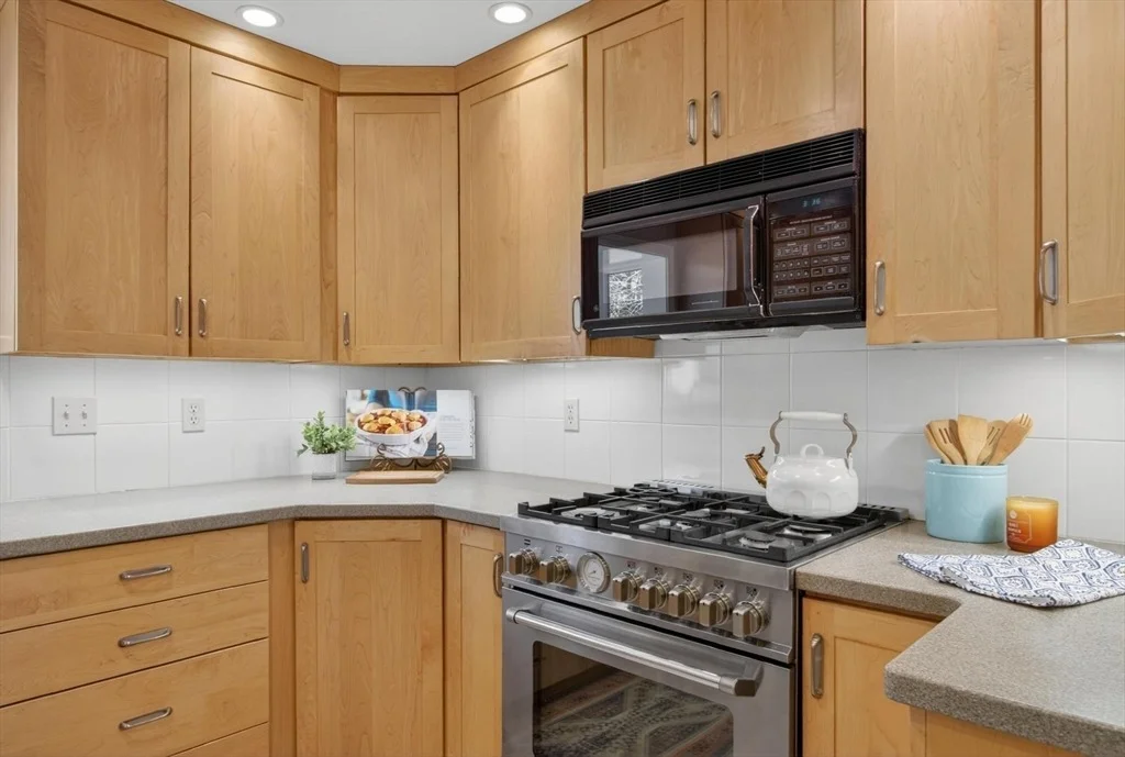 Photo of 18 Bromfield Rd