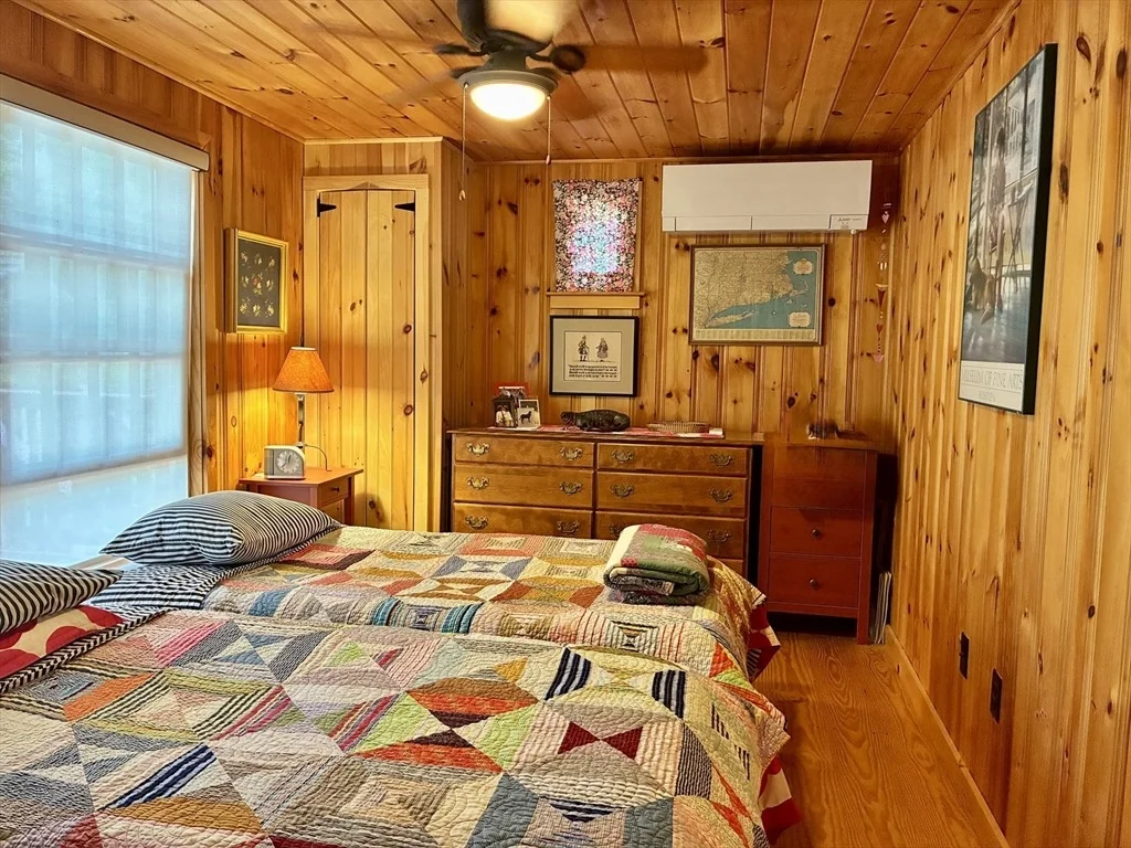 Photo of 12 Lambs Cove Rd