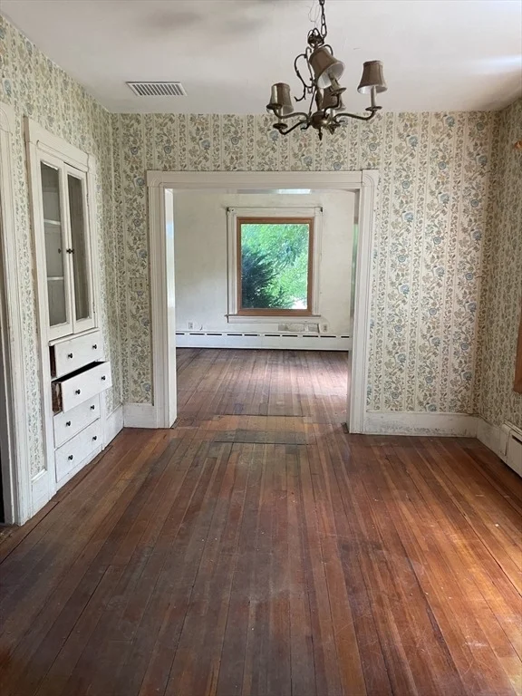 Photo of 239 River Road