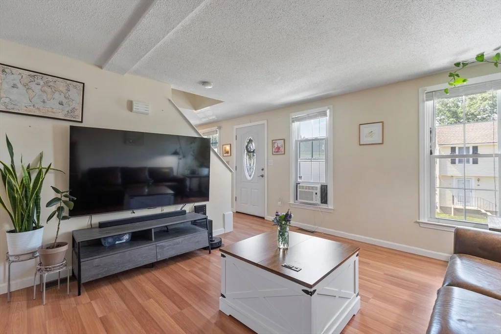 Photo of 29 Lindsey Ln