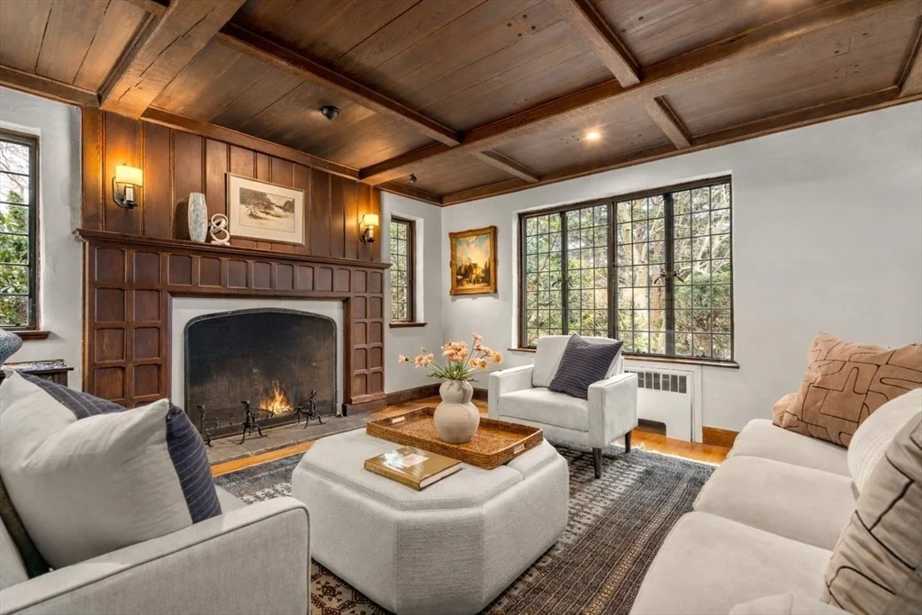 Photo of 8 Penniman Road