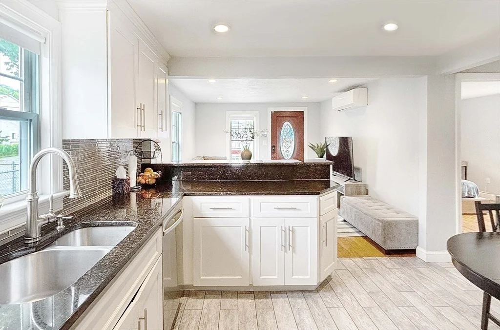 Photo of 44 Harmon St