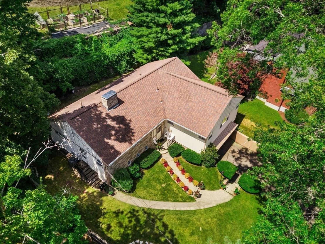 Photo of 205 Gardner Rd