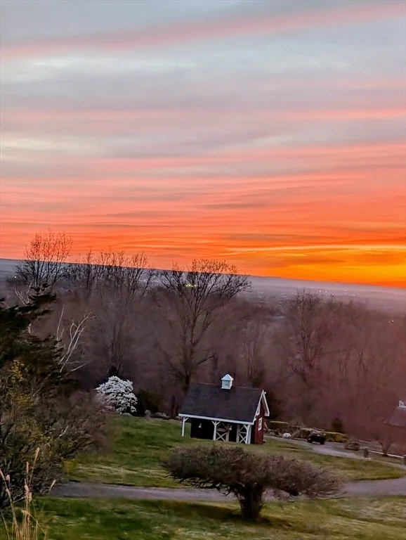 Photo of 751 Ridge Rd
