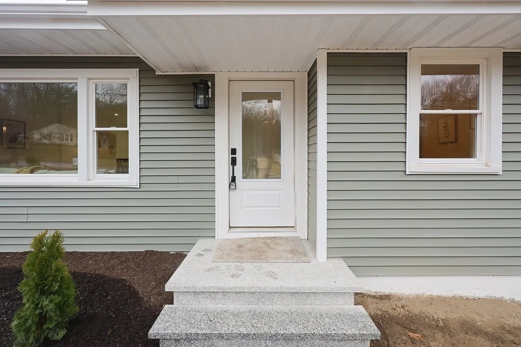 Photo of 5 Avery Heights Dr