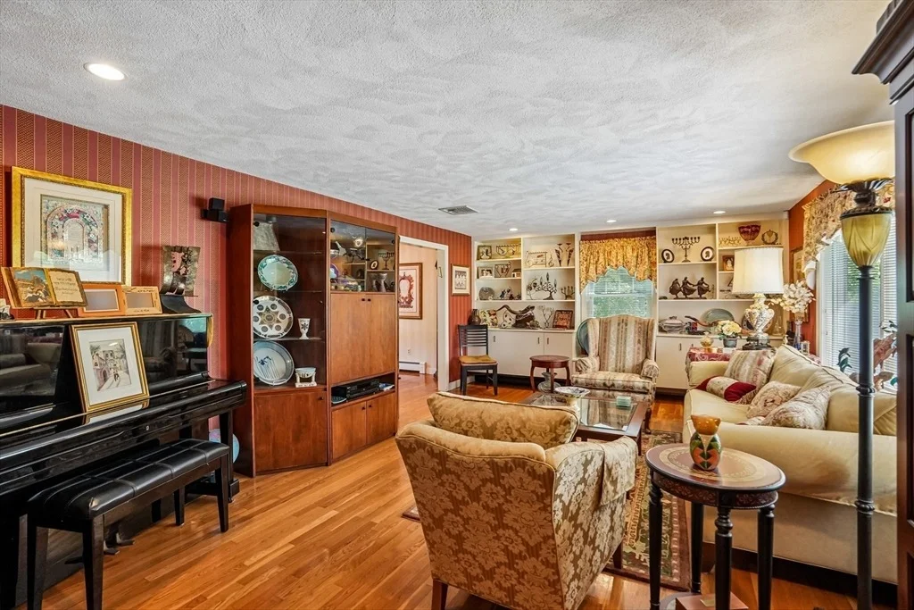 Photo of 33 Carter Drive