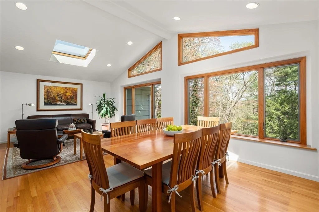 Photo of 24 Red Barn Rd